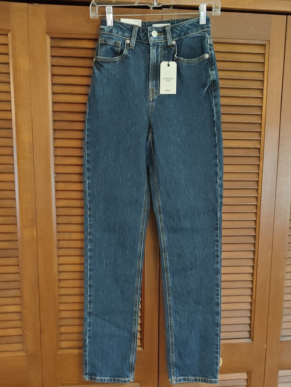 NWT Forever 21 Straight Leg Dark Indigo Jeans